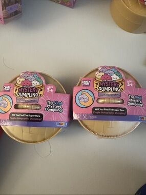 Mystery Dumpling Surprise Toy Set - Pink and Purple